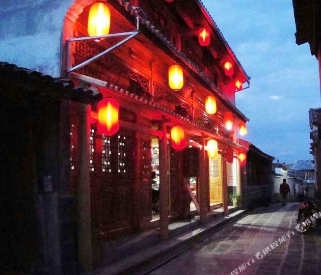 努力跳跃